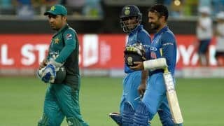 भारत-पाकिस्तान मैच का मजा किरकिरा कर सकती है बारिश